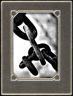 600'ün üzerinde paspartu çeşidimiz bulunup bilgisayar destek makinemizle çeşitli figürleri işlememiz mümkündür.